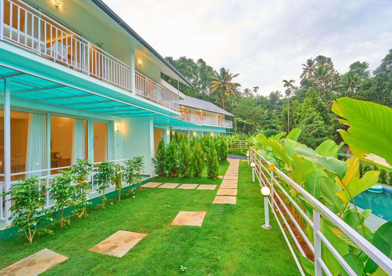 Ice Mist Pool Resort Munnar By Voye Homes Ngoại thất bức ảnh