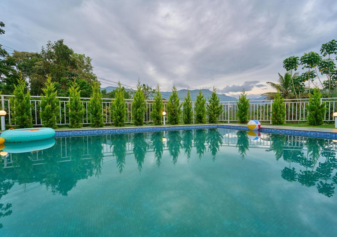Ice Mist Pool Resort Munnar By Voye Homes Ngoại thất bức ảnh