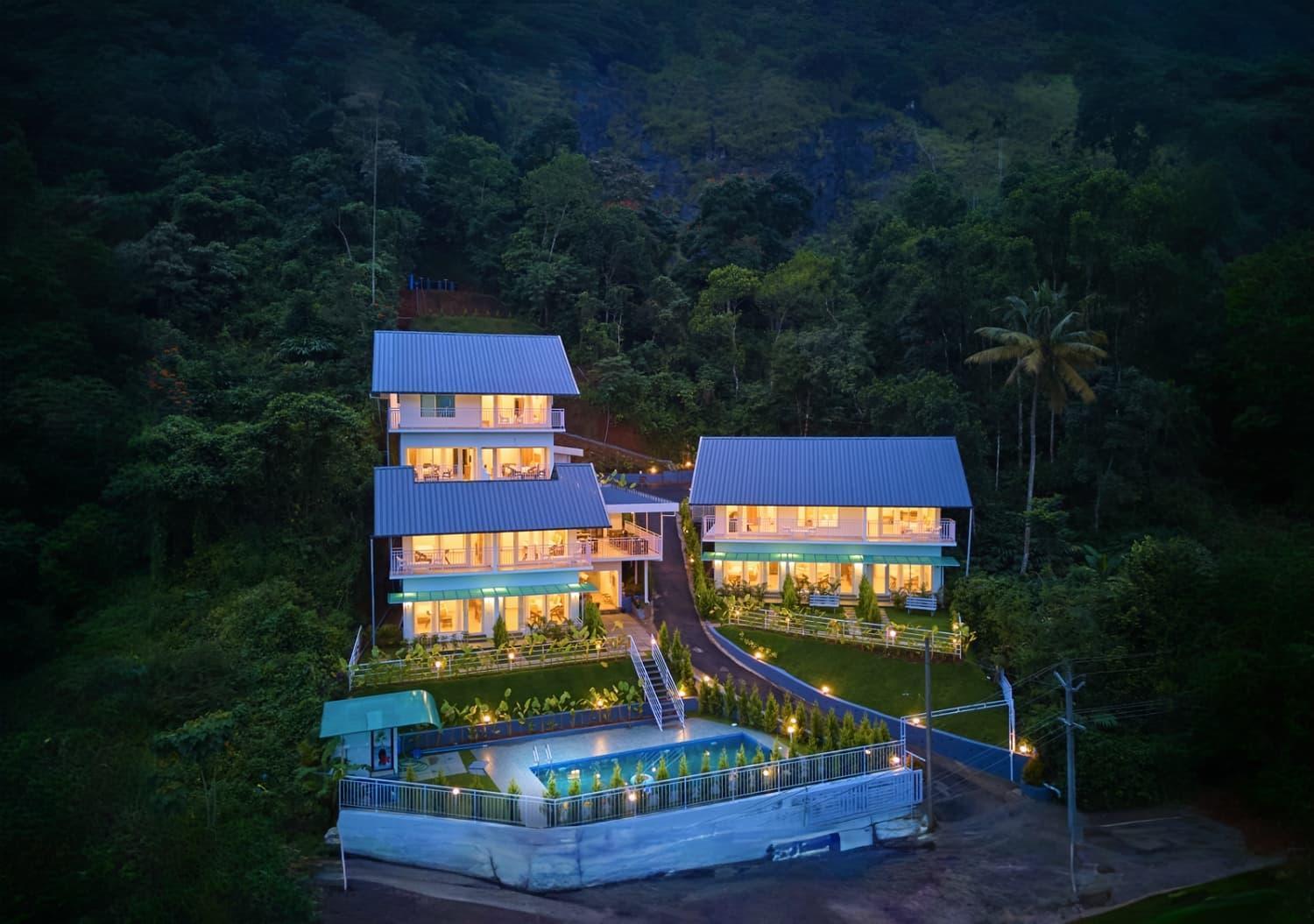 Ice Mist Pool Resort Munnar By Voye Homes Ngoại thất bức ảnh