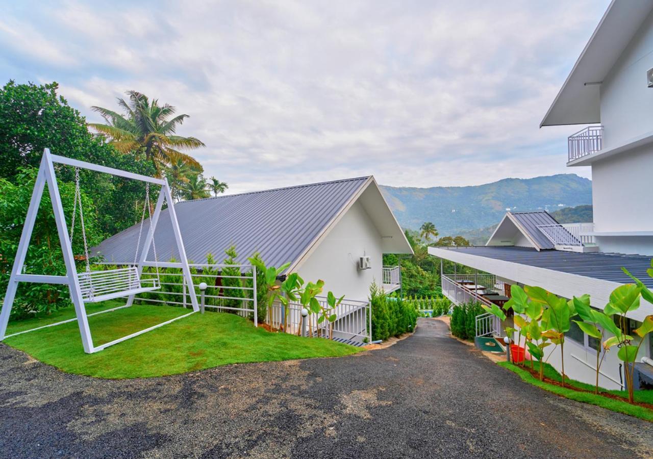 Ice Mist Pool Resort Munnar By Voye Homes Ngoại thất bức ảnh