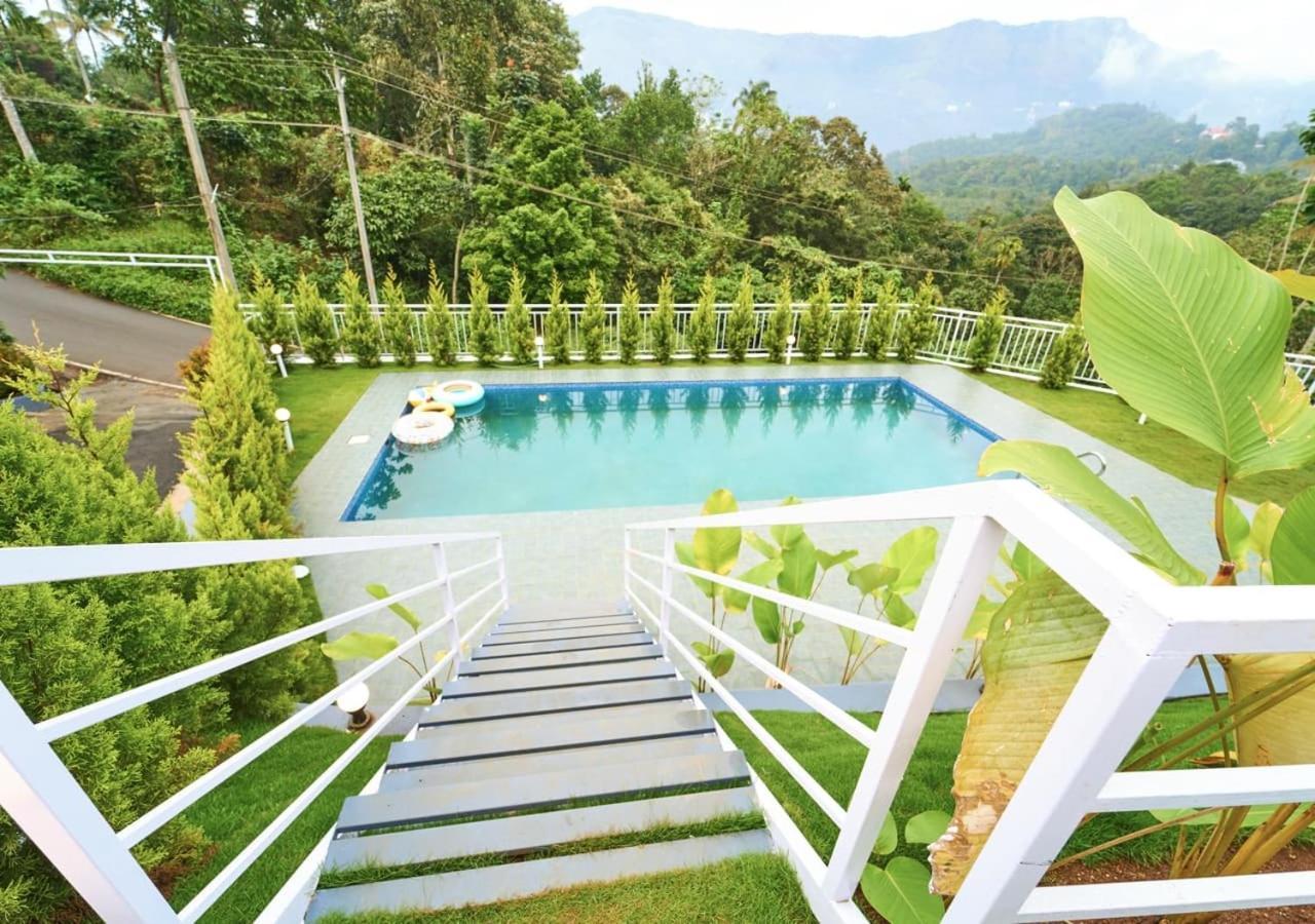 Ice Mist Pool Resort Munnar By Voye Homes Ngoại thất bức ảnh